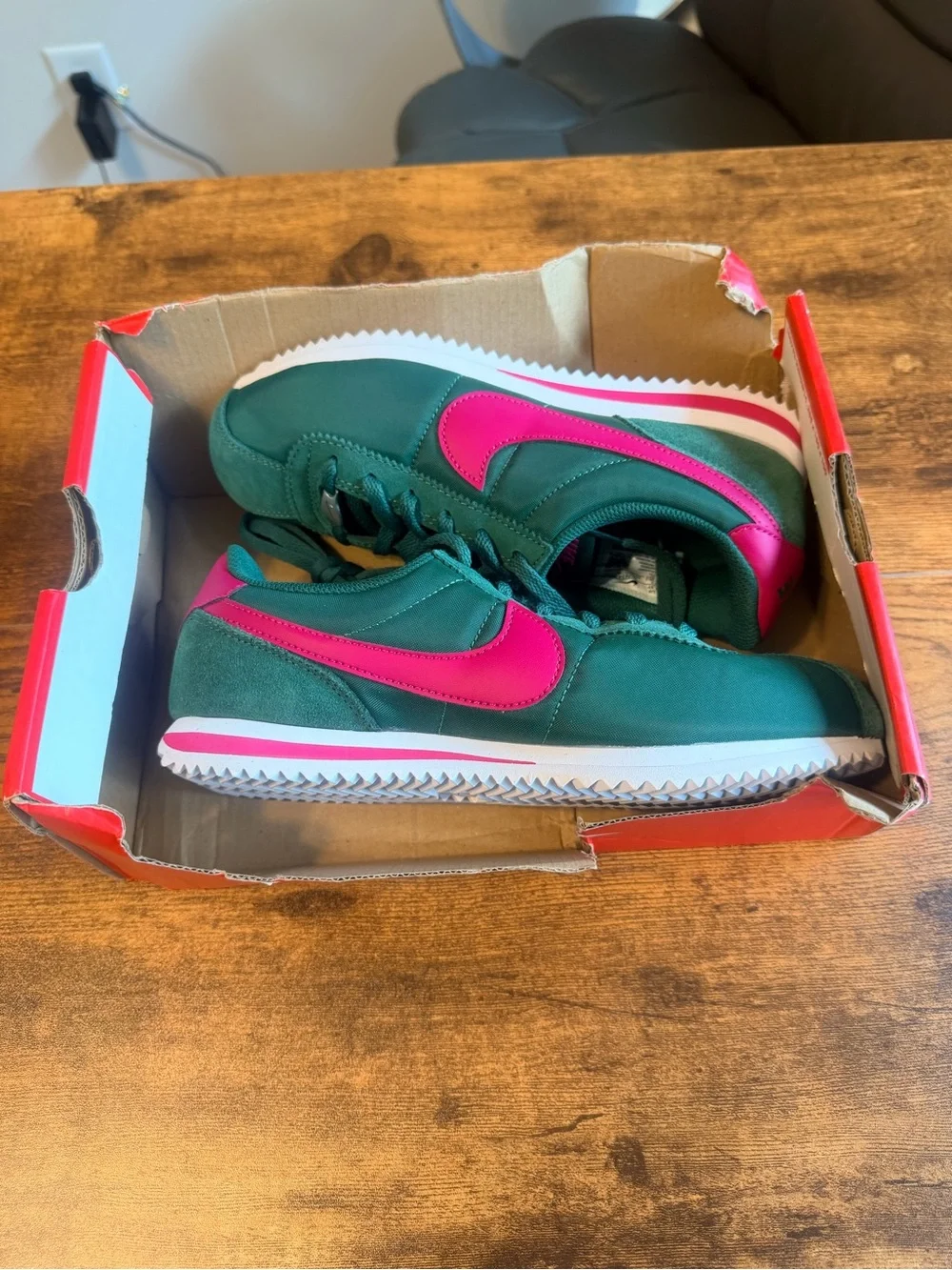 Nike Women's Teal and Pink Classic Cortez-Style Sneakers 4.5Y/6W